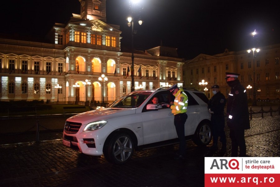 Polițiști, jandarmi și polițiști locali au verificat aseară respectarea Ordonanței Militare (Foto-Video)