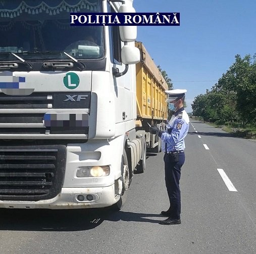 Amenzi în valoare de 145.450 de lei pentru transportatorii de persoane şi de marfă