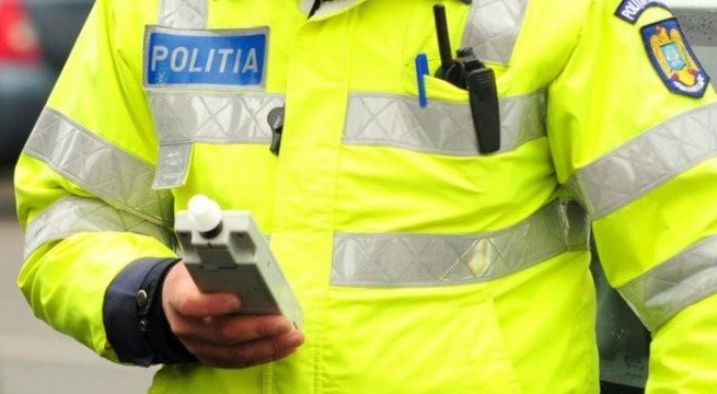 Poliţiştii arădeni au depistat mai mulţi şoferi băuţi la volan