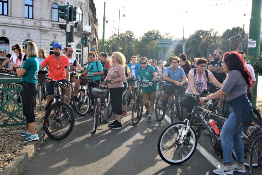 Arad Free Tours pe două roți – Turul Aradului interbelic; care au fost obiectivele vizitate