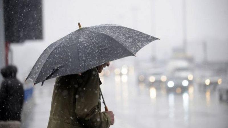 Alertă meteo: De astăzi revin ploile şi instabilitatea atmosferică, iar în weekend vremea se răceşte simţitor