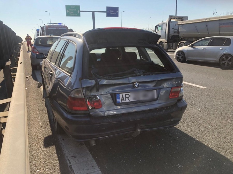 Accident în lanț pe autostrada Arad-Timișoara (FOTO)