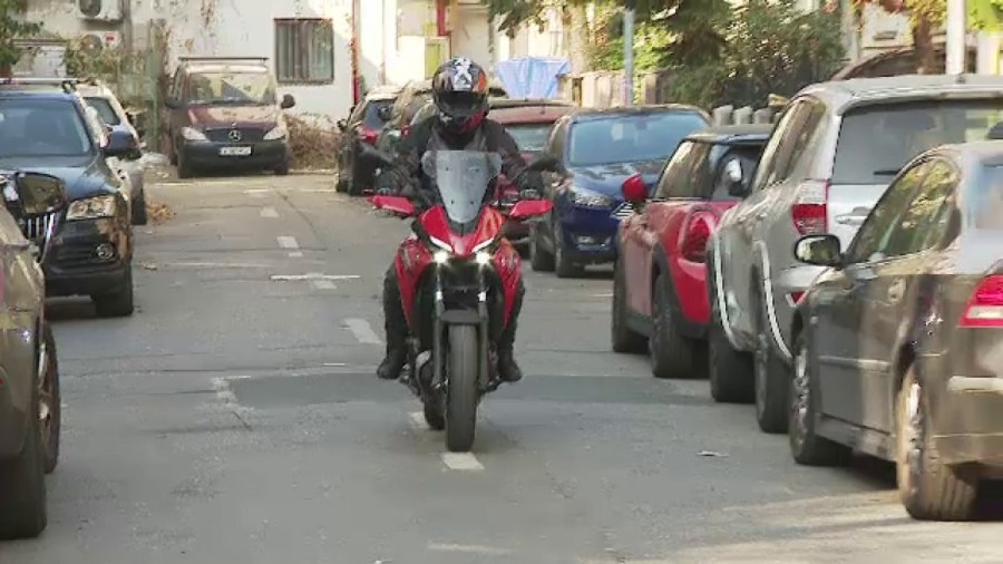 Motocicliști lăsați fără permis, din cauza vitezei excesive