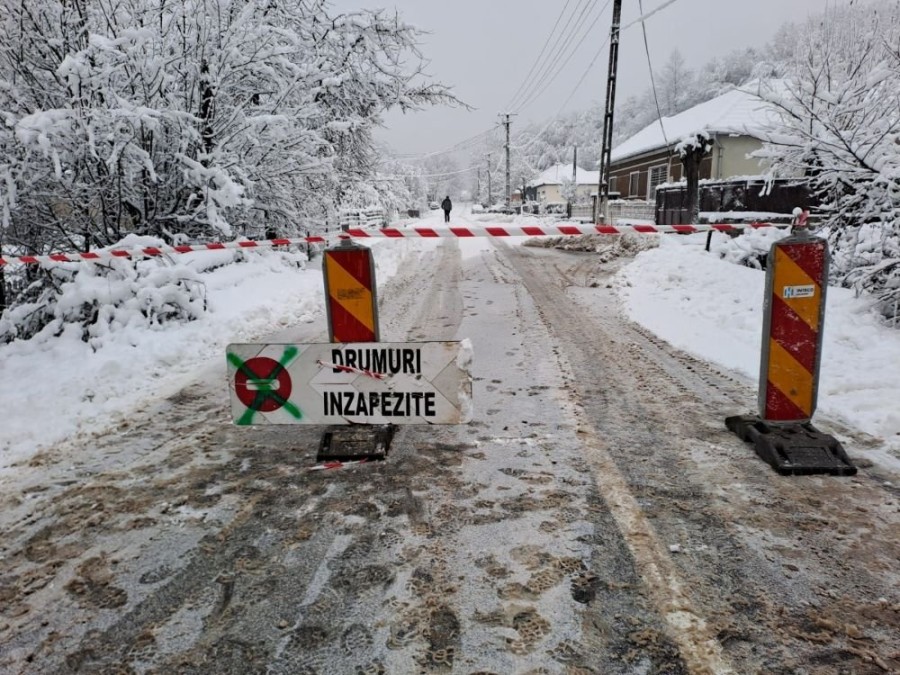 Iustin Cionca: „Cele mai abundente ninsori din ultimii zeci de ani”; un tronson de drum județean a fost închis din nou