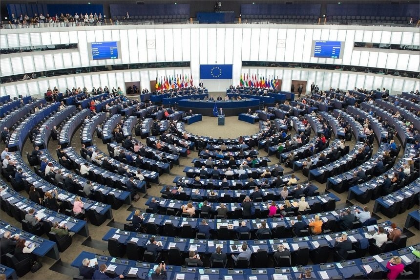 UE pregătește interzicerea totală a petrolului rusesc, după ce statele membre au aprobat tăierea gazelor