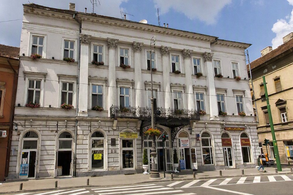 Consiliul Județean nu-și exercită dreptul de preemțiune pentru trei apartamente din incinta fostului Hotel Ardealul